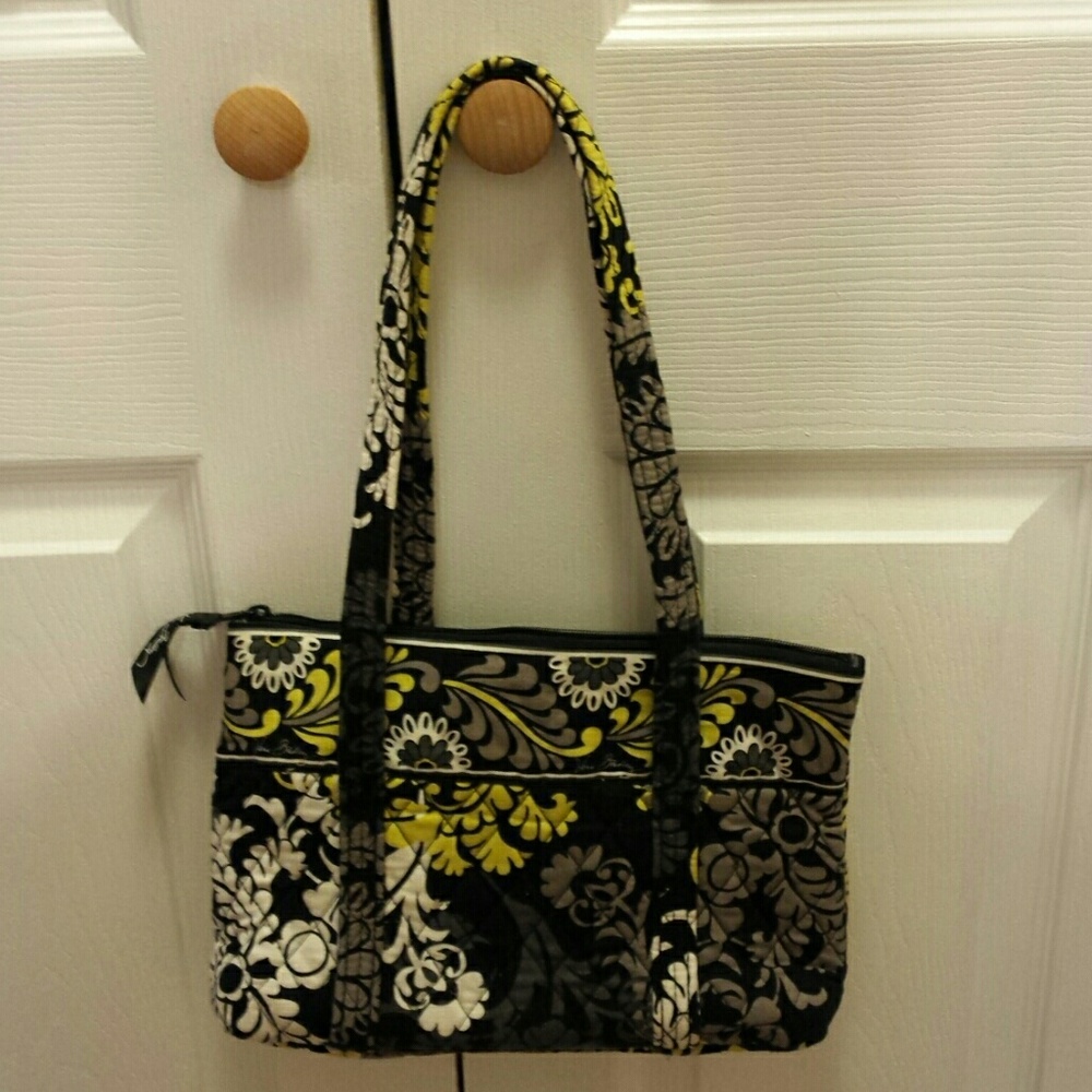 VERA BRADLEY SHOULDER BAG